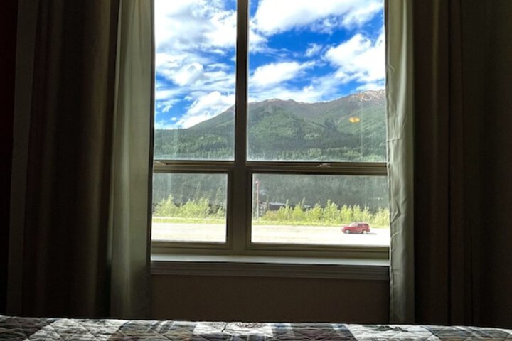 Denali Rainbow Village RV Park and Motel
