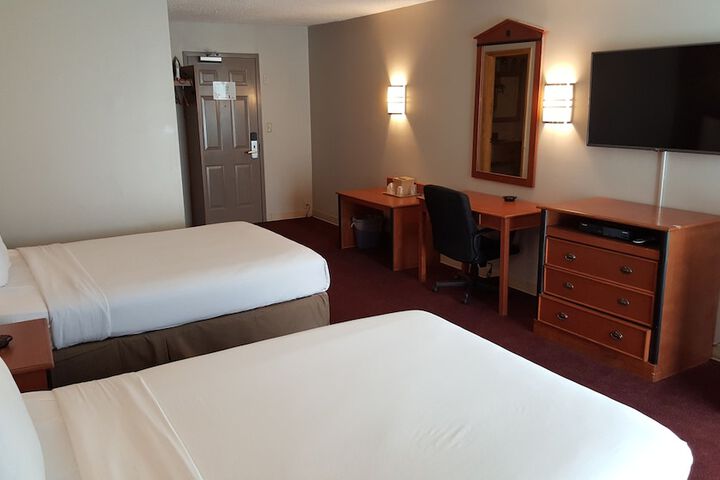 Crystal Inn Neptune
