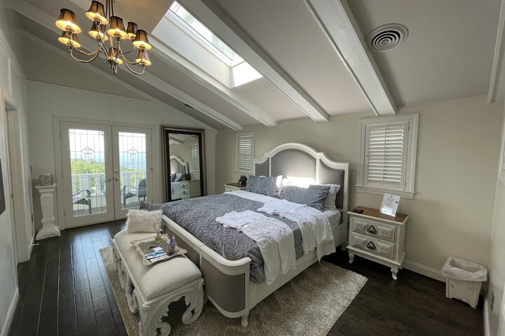 Room 16 of 45