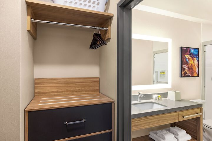 Candlewood Suites Lenoir City West Knoxville by IHG