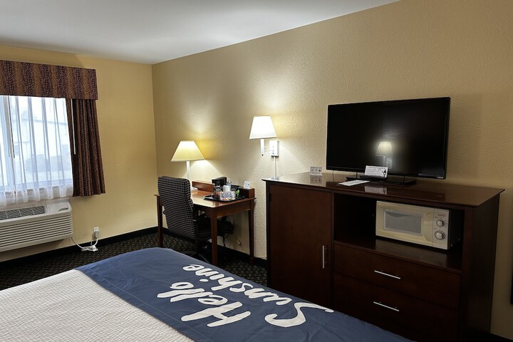 Room 15 of 56