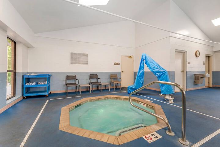 Comfort Inn & Suites LaVale - Cumberland