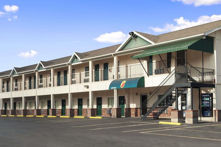 Hotel 7 of 46