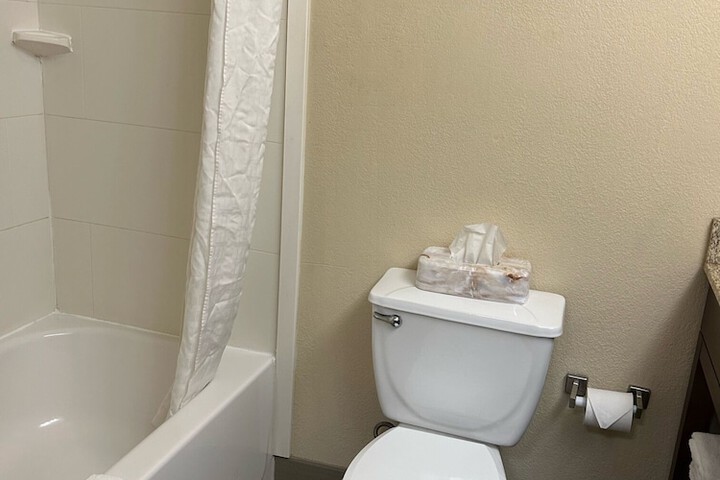 Quality Inn & Suites Bradford