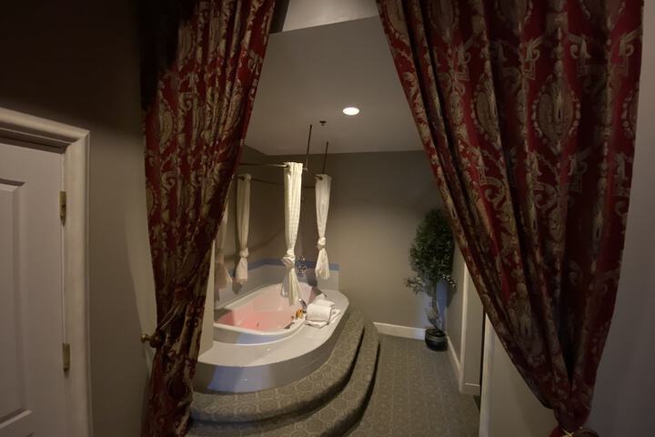 Room 45 of 151