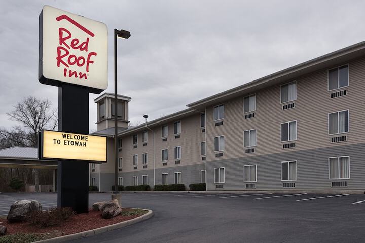 Hotel 7 of 33