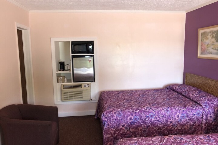 Budget Inn