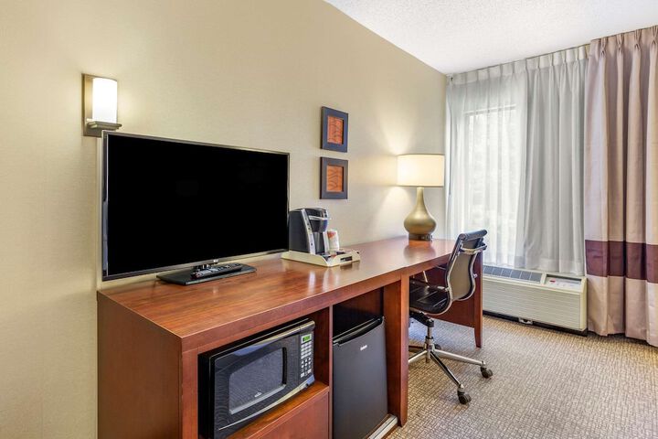 Room 15 of 38