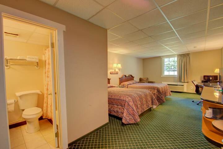 Room 25 of 37