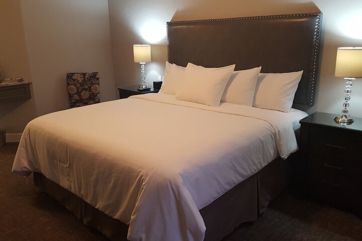 Room 43 of 115