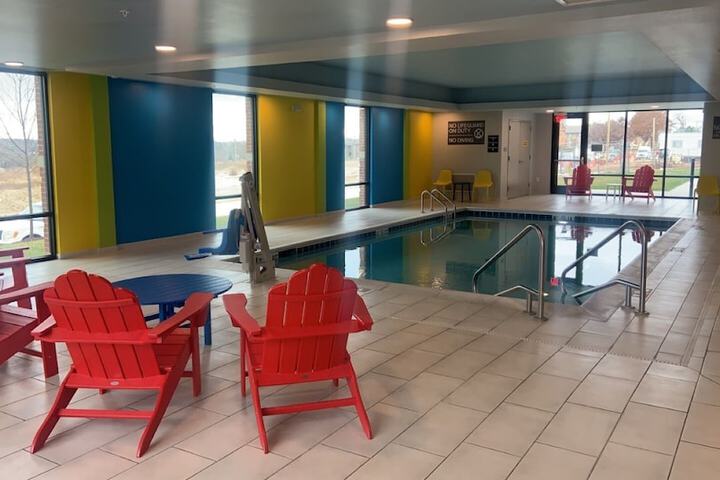 Pool 7 of 35