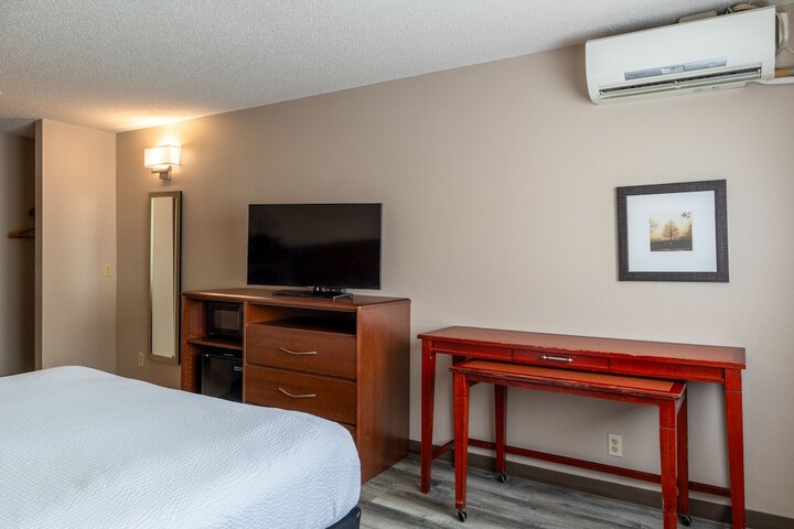 Norland Inn and Suites Roseau
