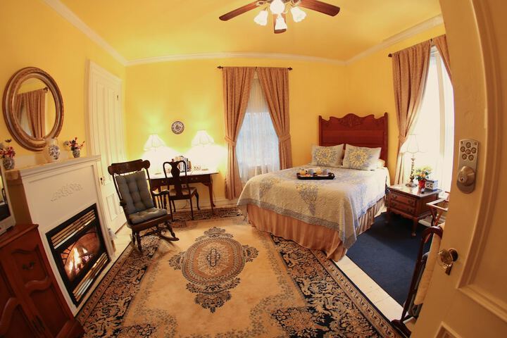 Room 34 of 78