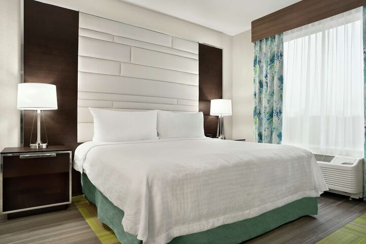 Room 18 of 37
