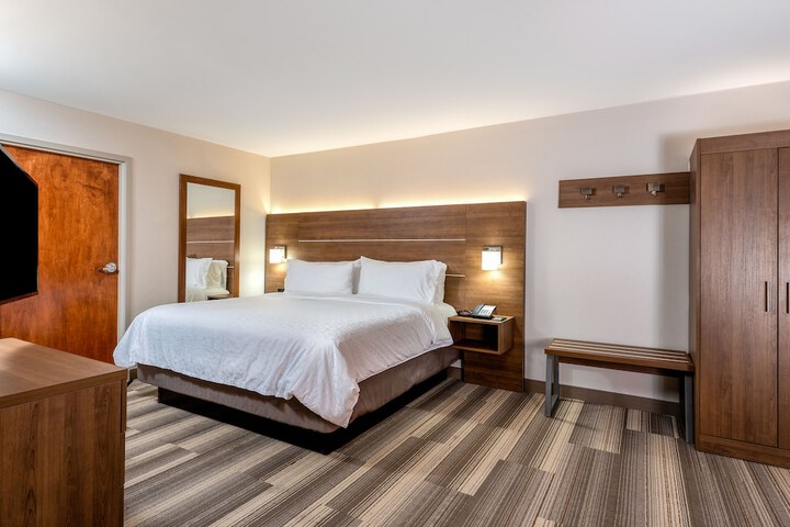 Room 14 of 29