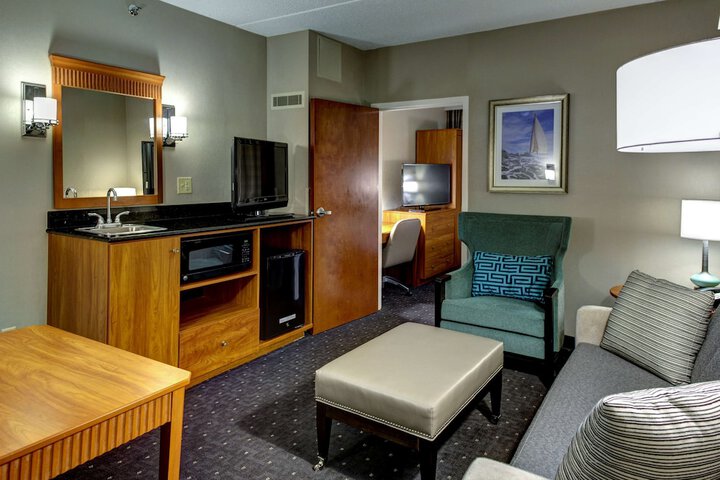 Room 15 of 40