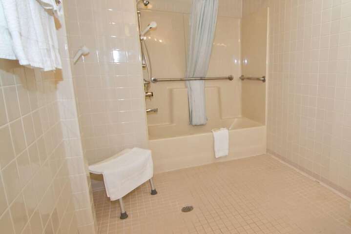 Room 12 of 31