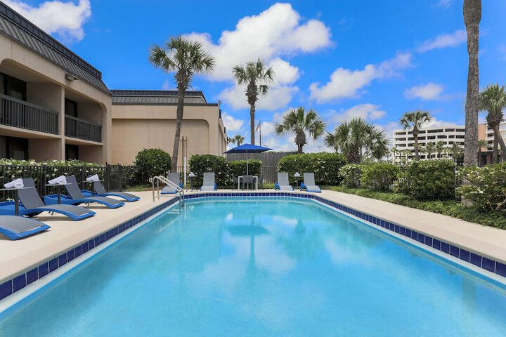 Pool 6 of 56