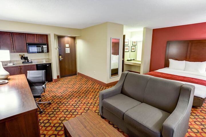 Room 16 of 33