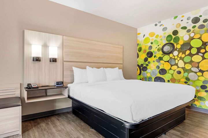 Room 44 of 57