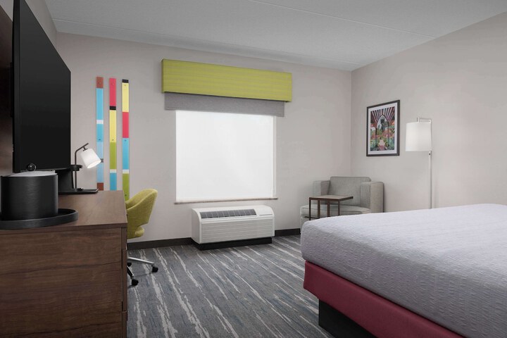 Hampton Inn & Suites Durham / North I-85