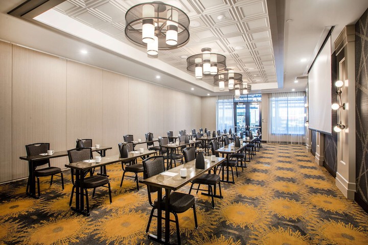 Homewood Suites by Hilton Salina Downtown