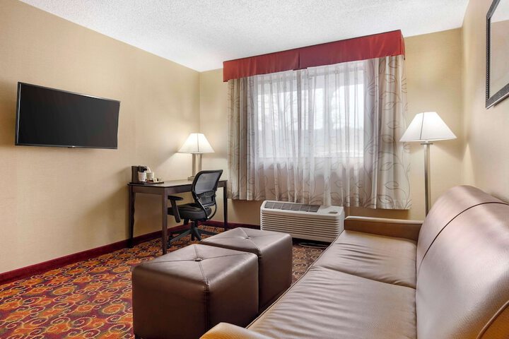 Room 26 of 48