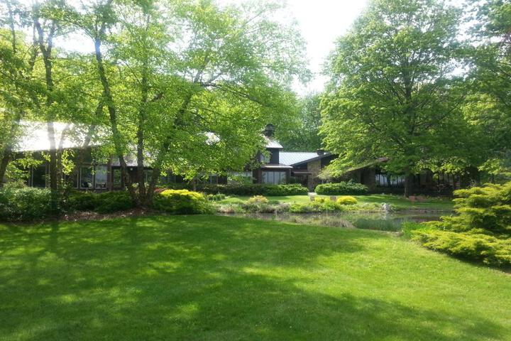 The Inn at White Oak