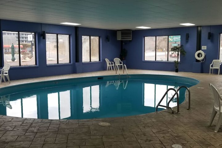 Pool 6 of 49