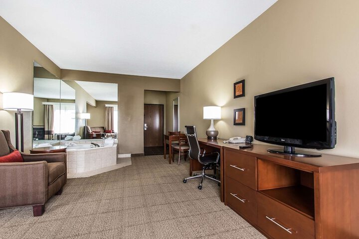 Room 12 of 35