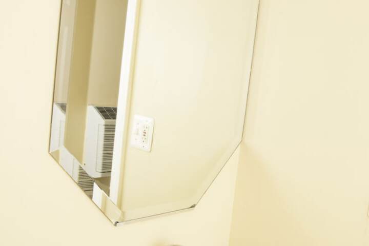 Room 36 of 37