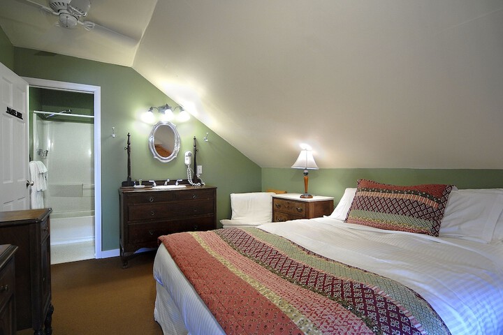 Room 36 of 64