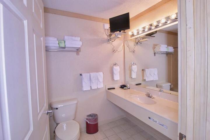 Room 26 of 55