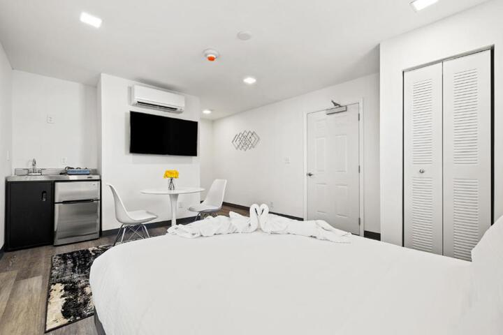 Sunset Inn-South Miami