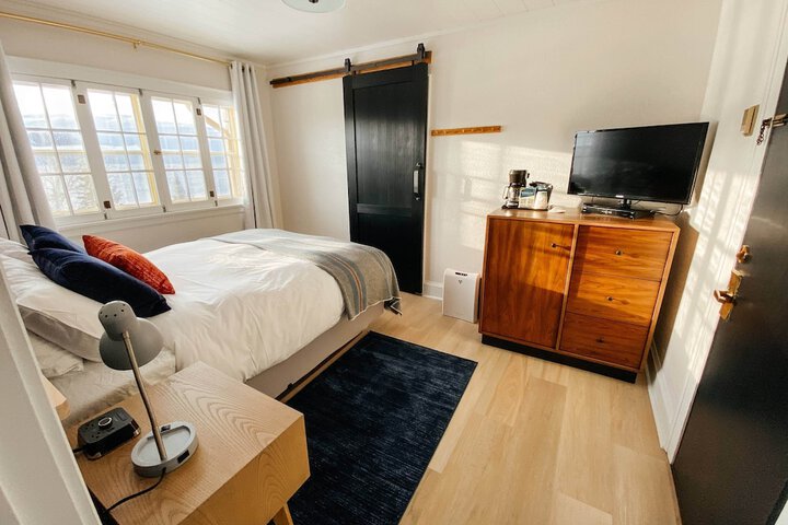 Room 55 of 229