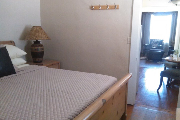 Room 48 of 90