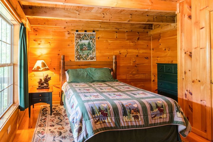 Highland Hills Motel and Cabins – a Master Hosts Resort
