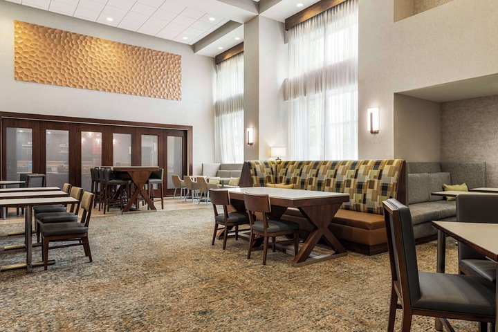 Hampton Inn & Suites Pittsburgh / Waterfront-West Homestead