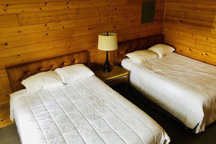 Room 40 of 146