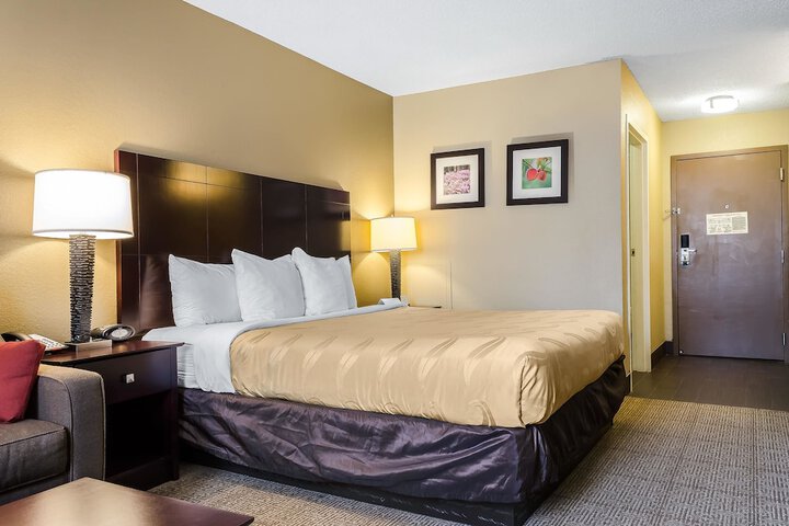 Room 15 of 39