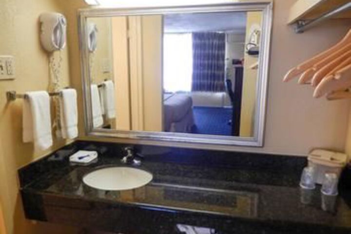 Executive Thibodaux New Orleans Hotel