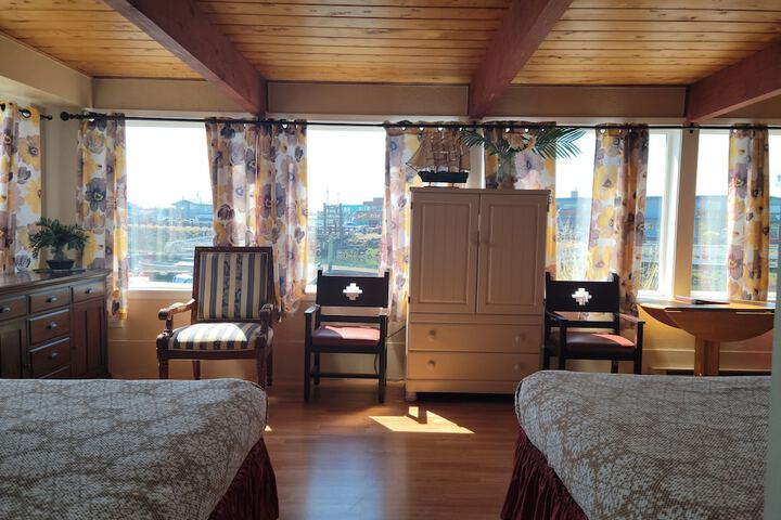 Room 30 of 120