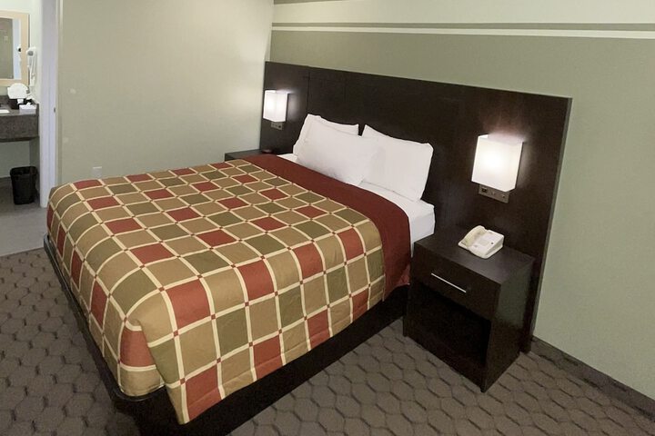 Room 54 of 71