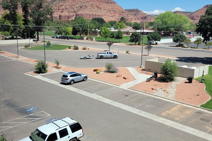 Property Grounds 52 of 56
