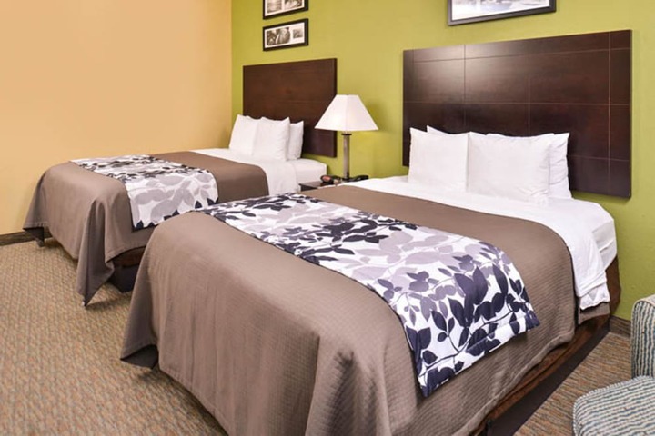 Room 21 of 29