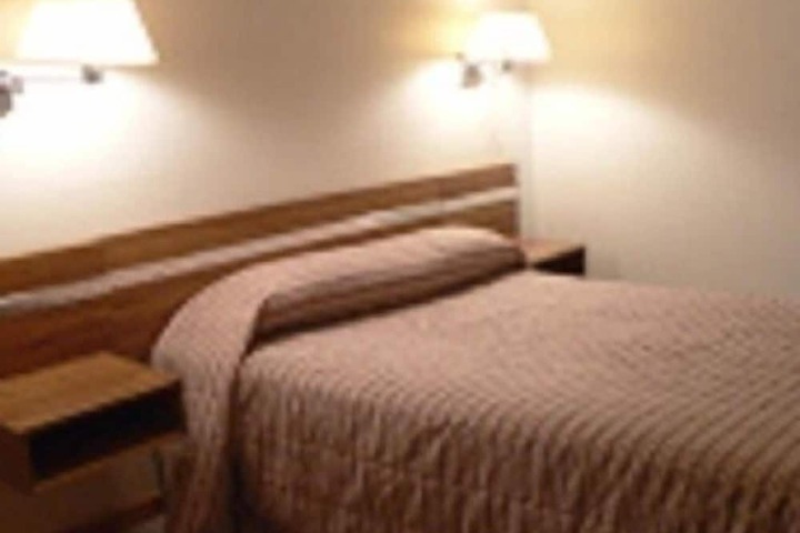 Room 20 of 34