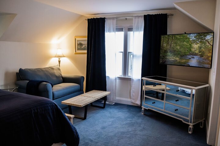 Room 45 of 116