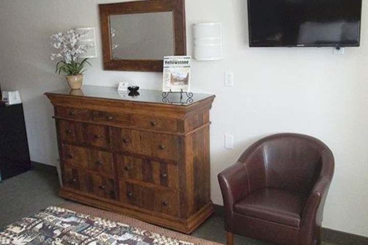 Room 16 of 22