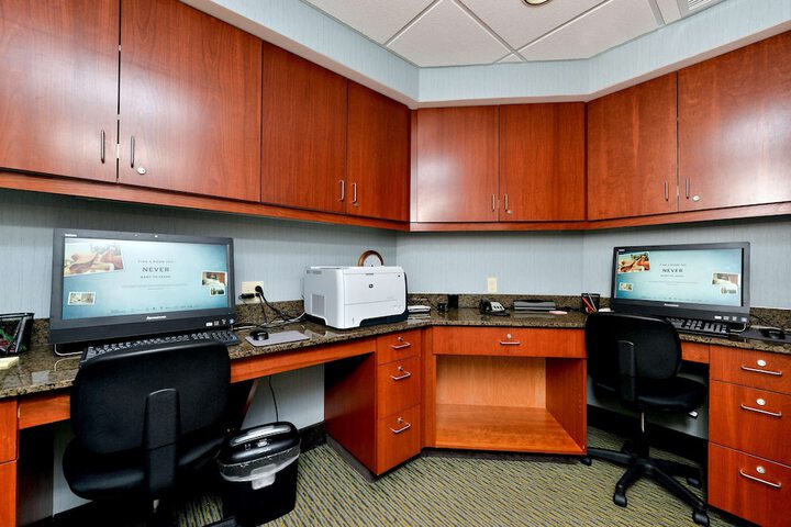 Business Center 27 of 27