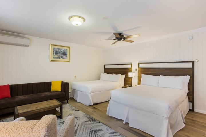 The Palmer House Resort an Ascend Collection Hotel